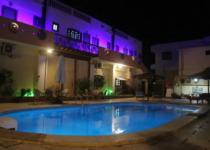 Hostel Delta *